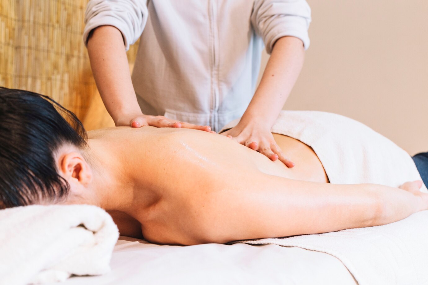 Home service Deep Tissue Massage